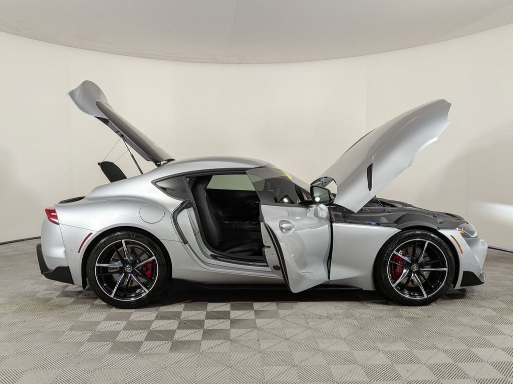 Used 2022 Toyota Supra Premium w/ Driver Assist Package RWD image 9