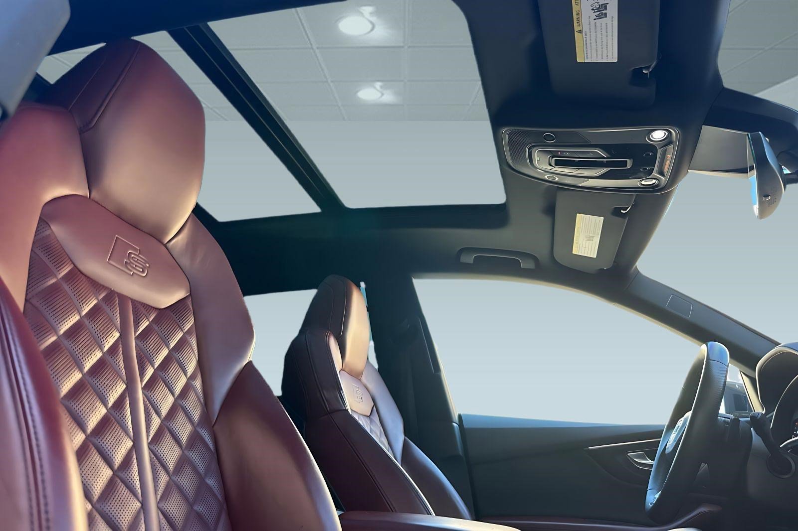 Used 2022 Audi SQ8 Prestige w/ Prestige Package image 29