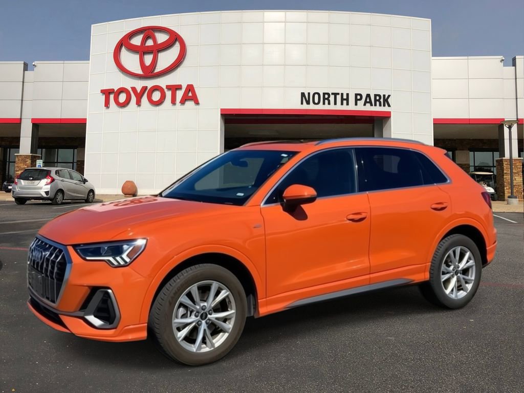 Used 2024 Audi Q3 2.0T Premium AWD/4WD image 1