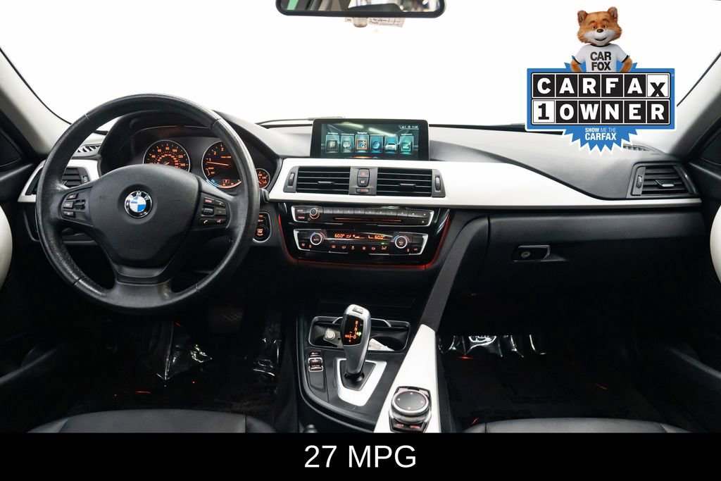 Used 2017 BMW 320i Sedan RWD image 9