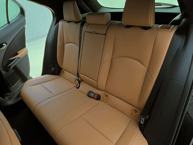 Certified 2023 Lexus UX 250h AWD w/ Accessory Package (Z2) image 15