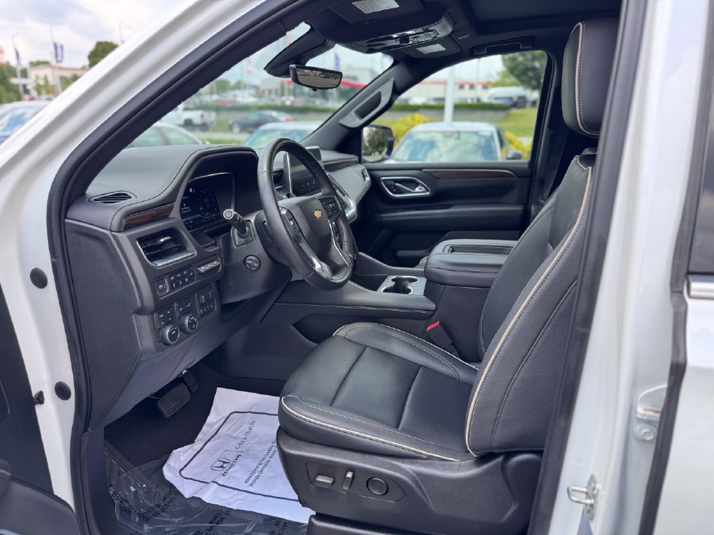 Used 2022 Chevrolet Tahoe Premier AWD/4WD image 11