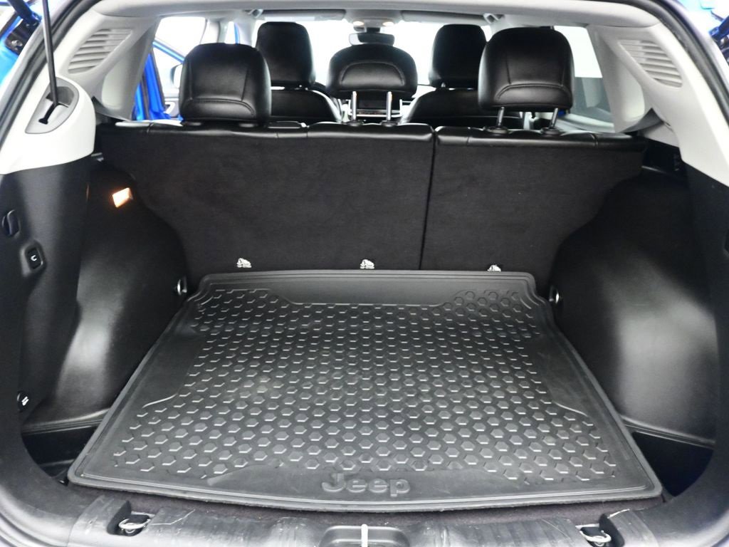 Used 2022 Jeep Compass Latitude w/ Convenience Group image 27