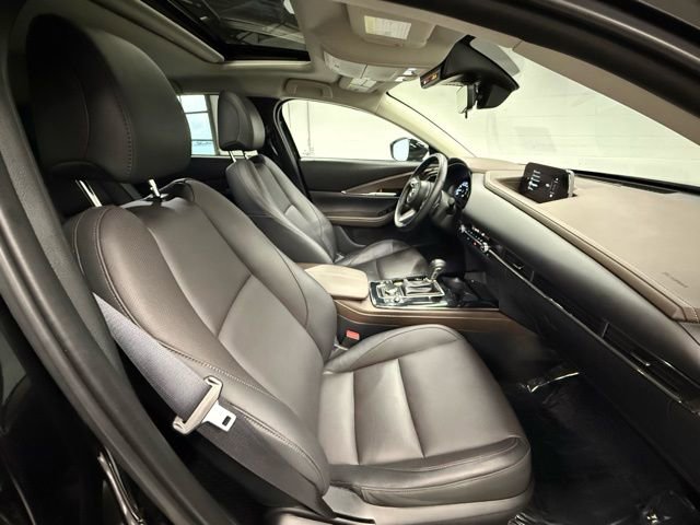 Used 2025 MAZDA CX-30 AWD 2.5 S w/ Premium Package image 14