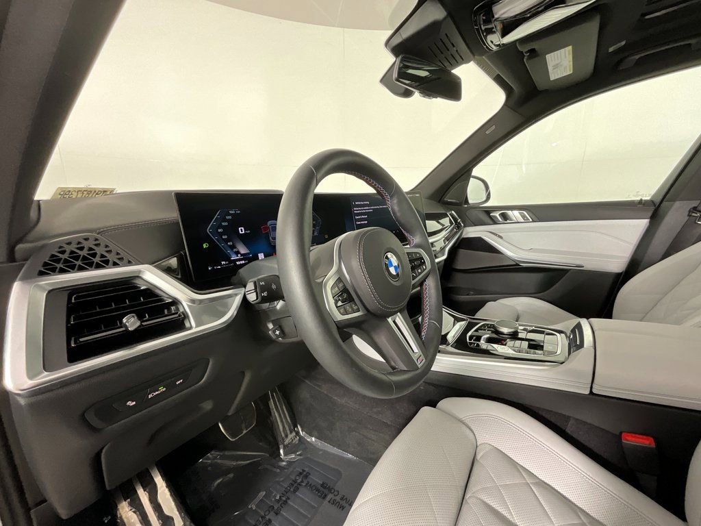 Used 2026 BMW X5 M60i w/ M Sport Professional Package image 15
