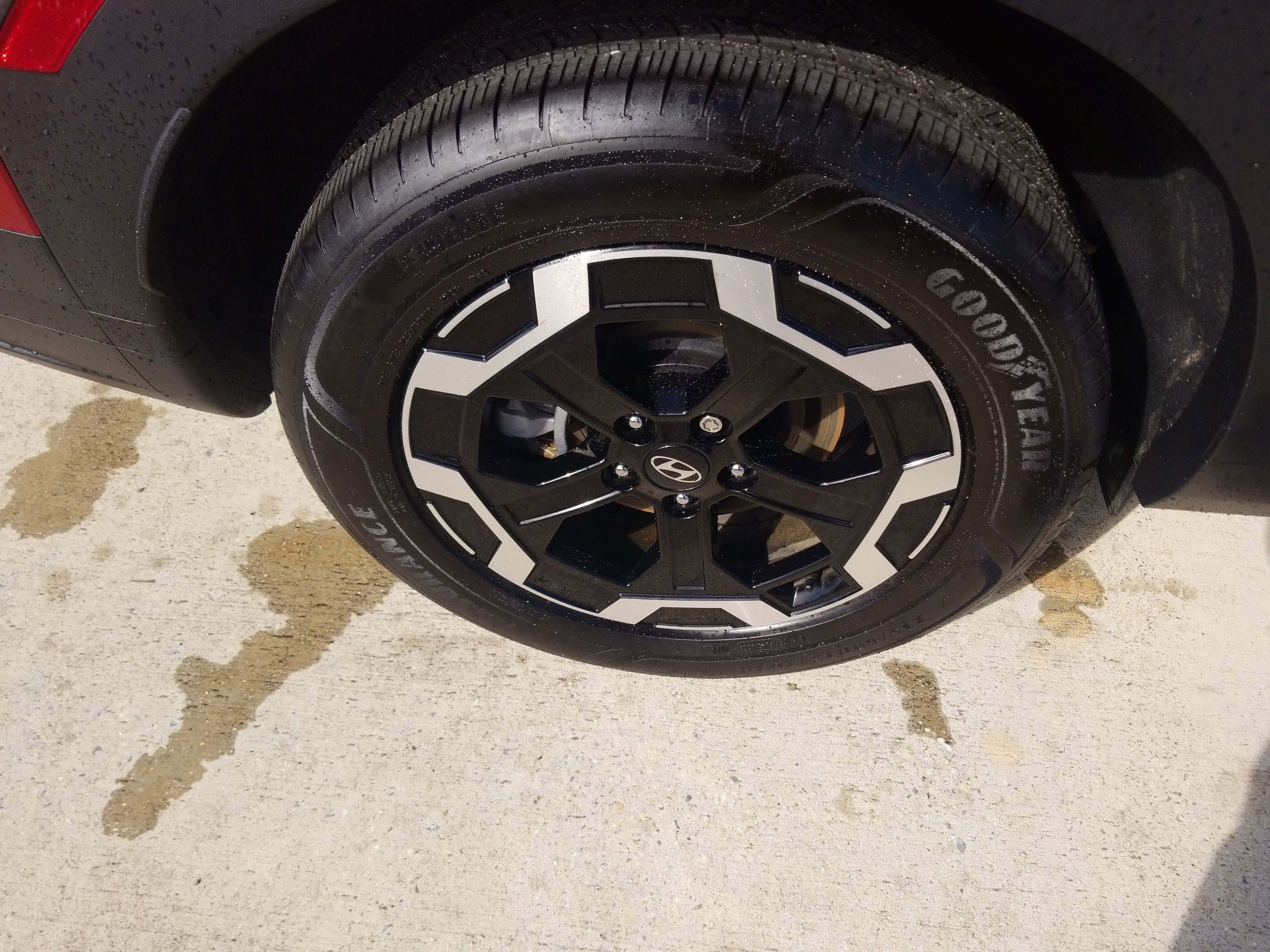 Certified 2025 Hyundai Santa Fe SEL image 23