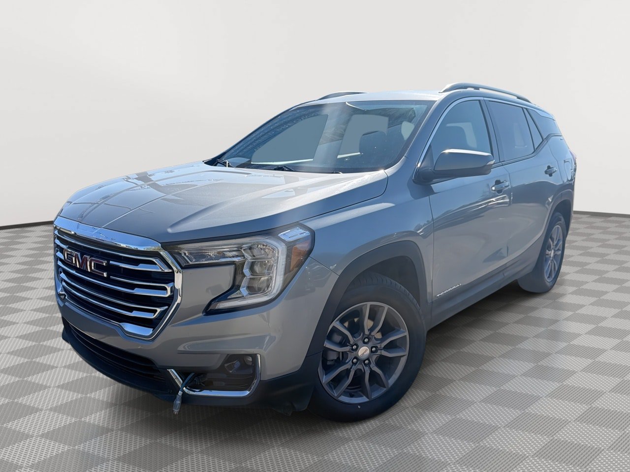 Used 2024 GMC Terrain SLT