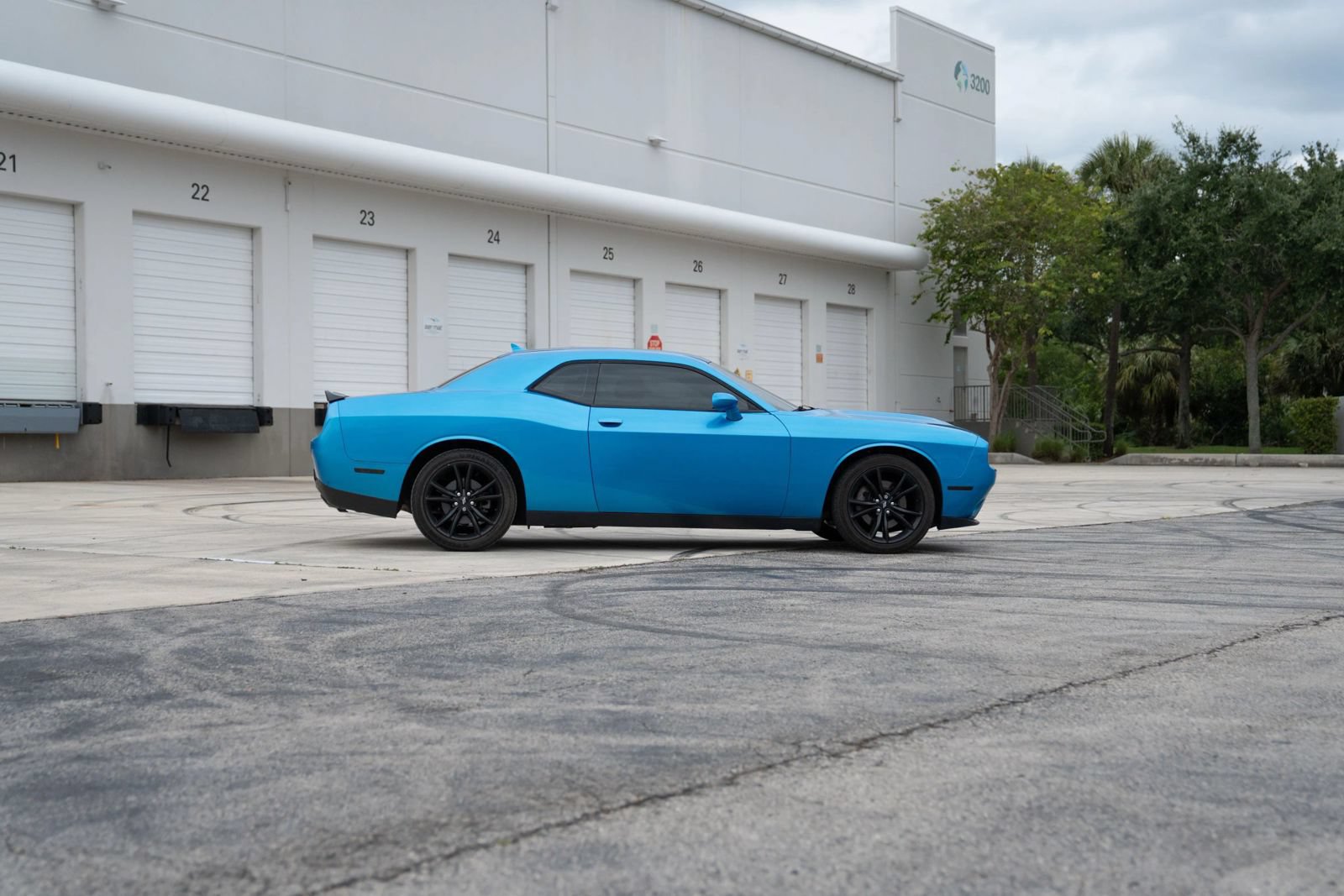 Used 2018 Dodge Challenger SXT Plus RWD image 5