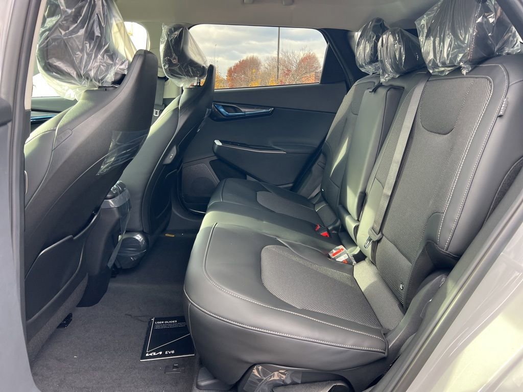 New 2025 Kia EV6 Light w/ Light LR Technology Package image 12
