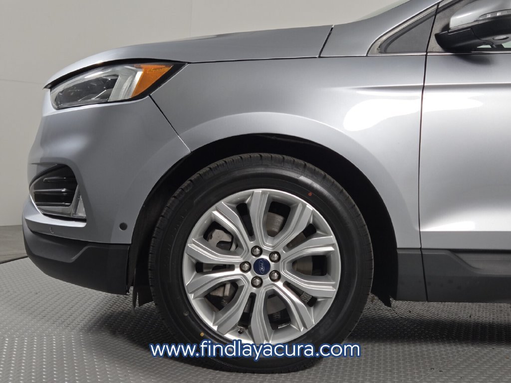 Used 2022 Ford Edge Titanium w/ Equipment Group 301A AWD/4WD image 12