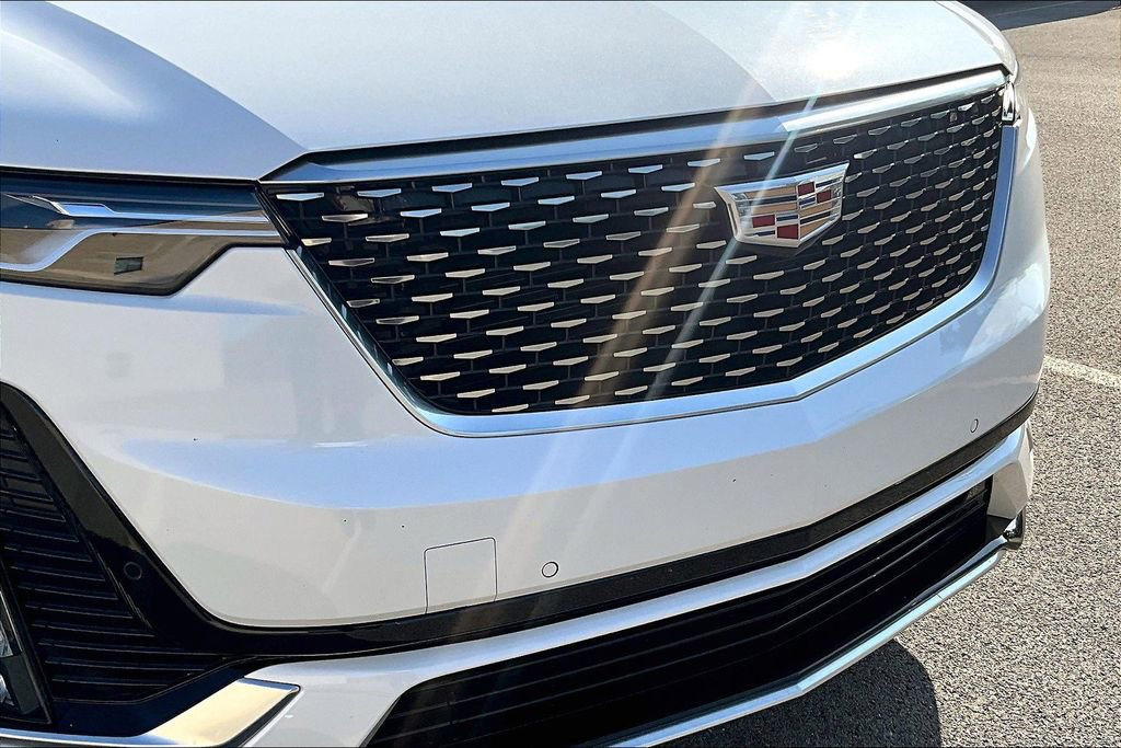 Used 2024 Cadillac XT6 Luxury w/ LPO, Floor Liner Package image 31