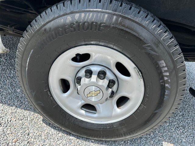 Used 2022 Chevrolet Express 2500 w/ Driver Convenience Package RWD image 13