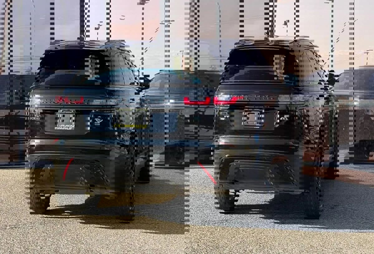 Used 2019 Land Rover Range Rover Velar S image 16