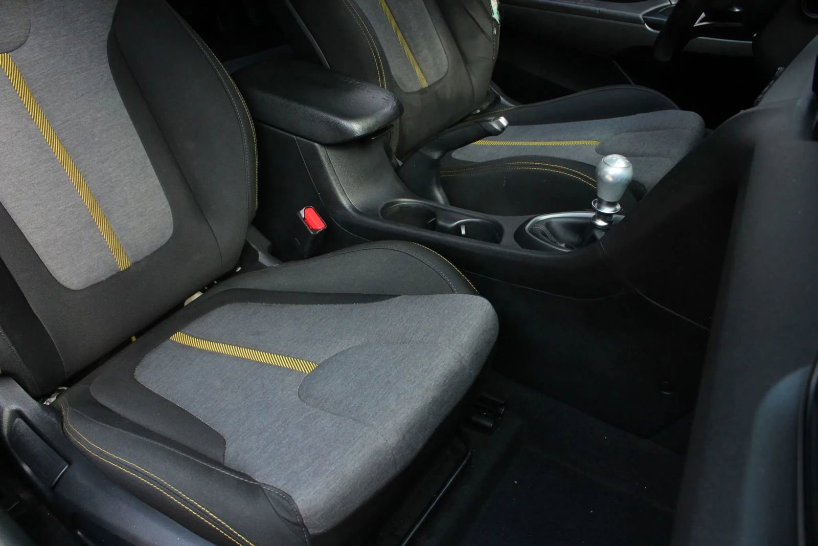 Used 2019 Hyundai Veloster Turbo R-Spec FWD image 21