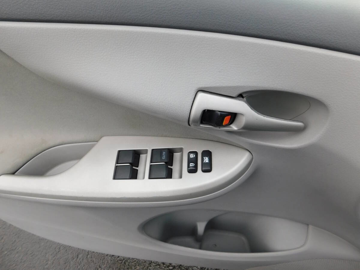 Used 2010 Toyota Corolla LE FWD image 15