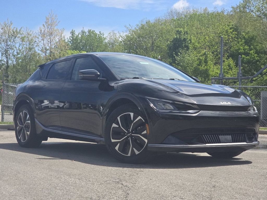 Used 2022 Kia EV6 Wind AWD/4WD image 2
