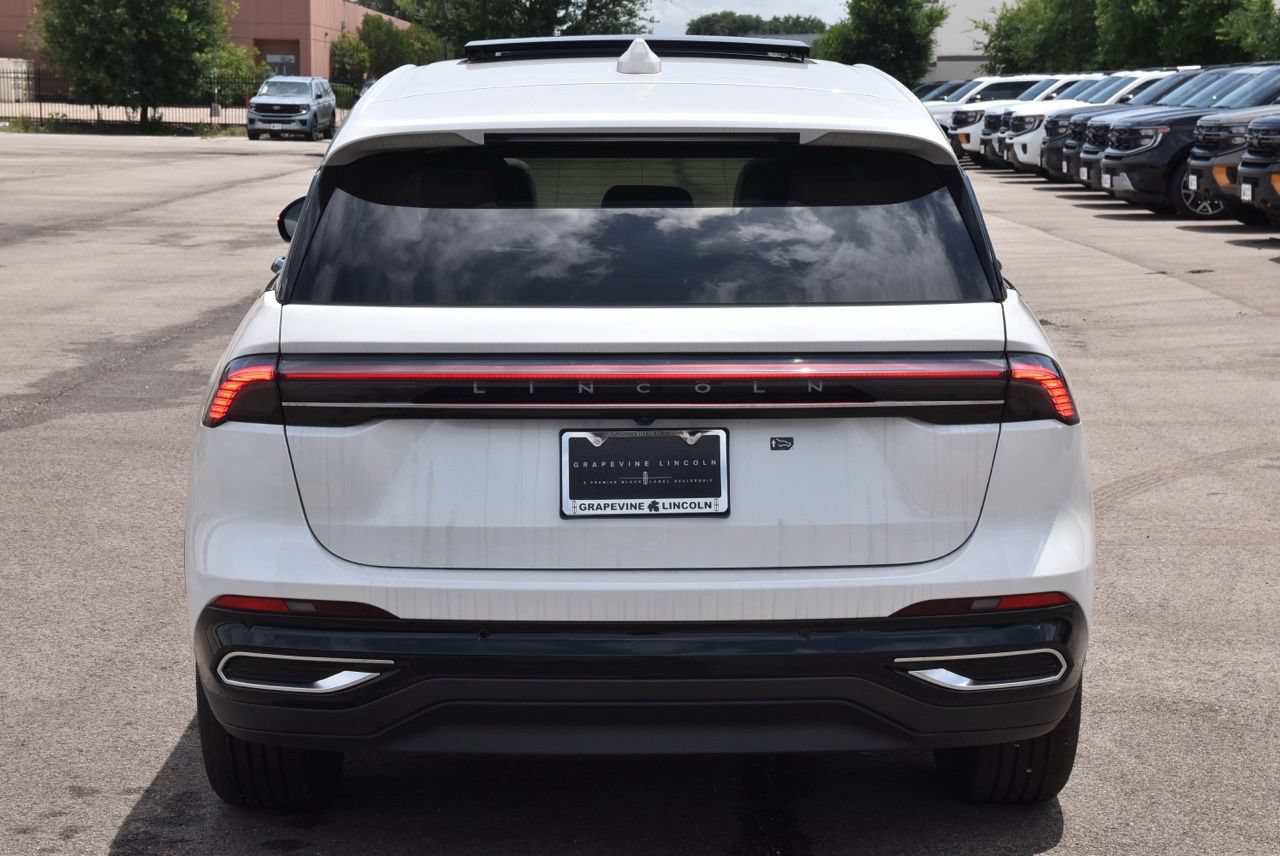 New 2026 Lincoln Nautilus Premier w/ Equipment Group 102A AWD/4WD image 8