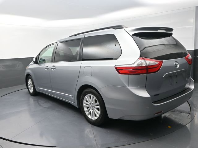 Used 2015 Toyota Sienna XLE w/ XLE Navigation Package image 6