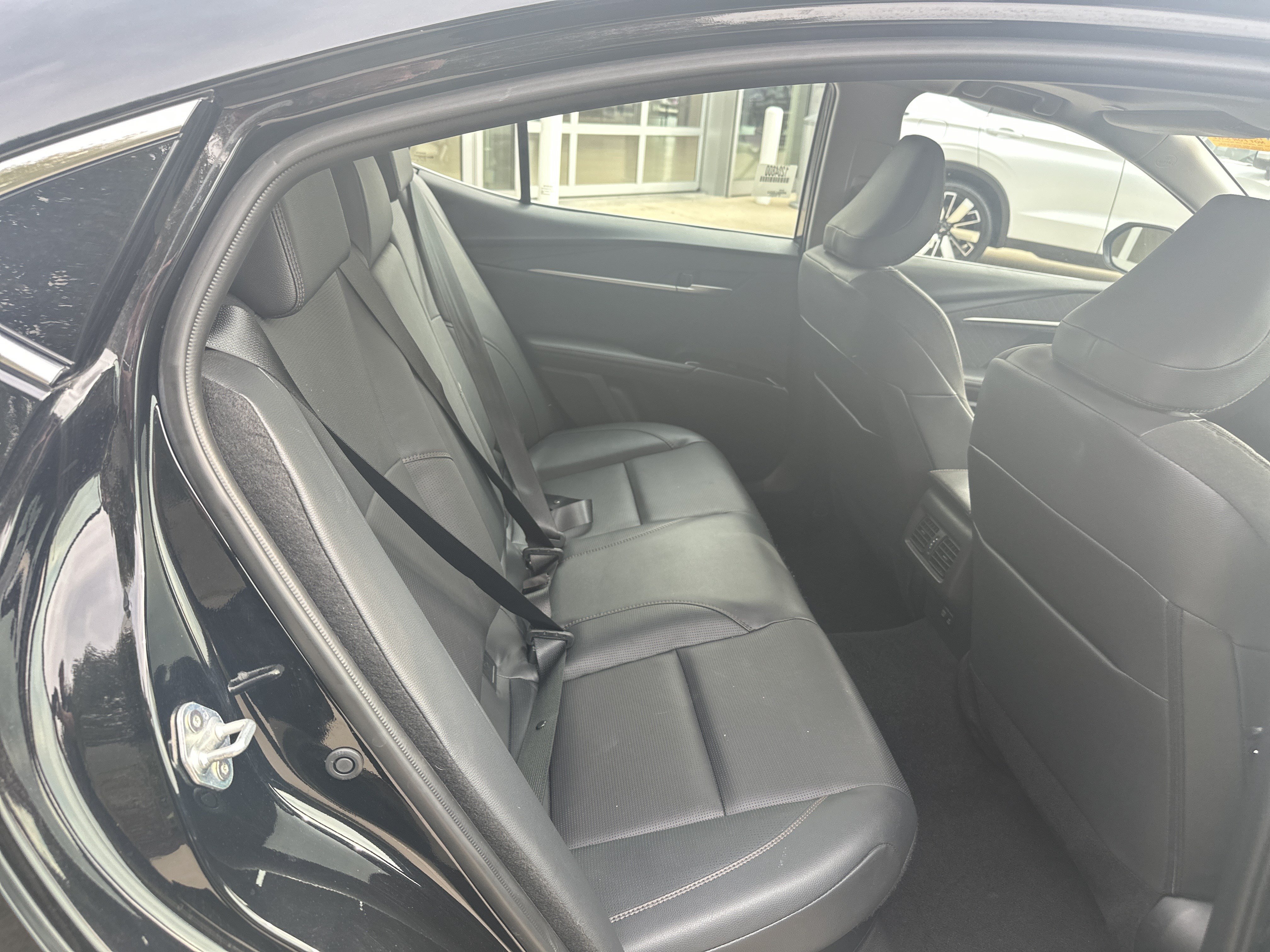 Used 2026 Toyota Camry XLE FWD image 30