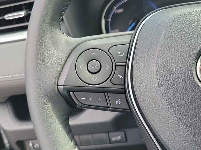 Used 2025 Toyota RAV4 XLE Premium image 31