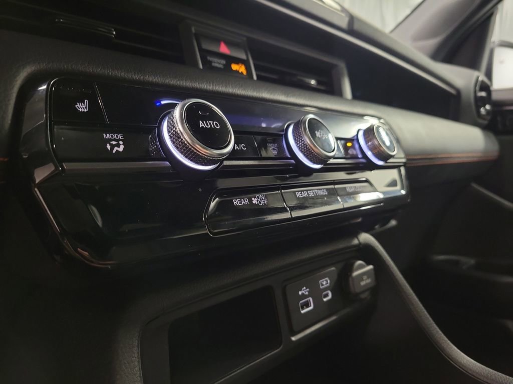 Used 2024 Honda Pilot TrailSport image 19