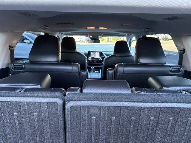 Used 2020 Toyota Highlander Limited image 31