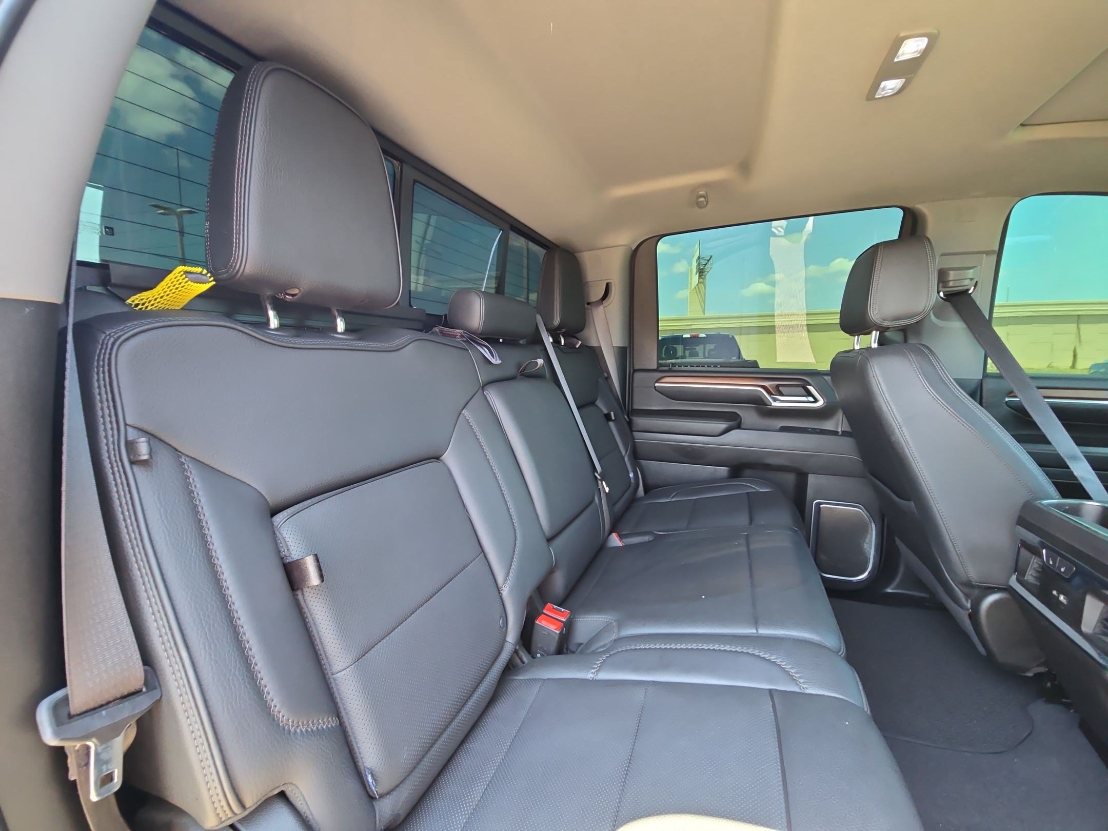 Used 2024 GMC Sierra 2500 Denali w/ Denali Reserve Package AWD/4WD image 33