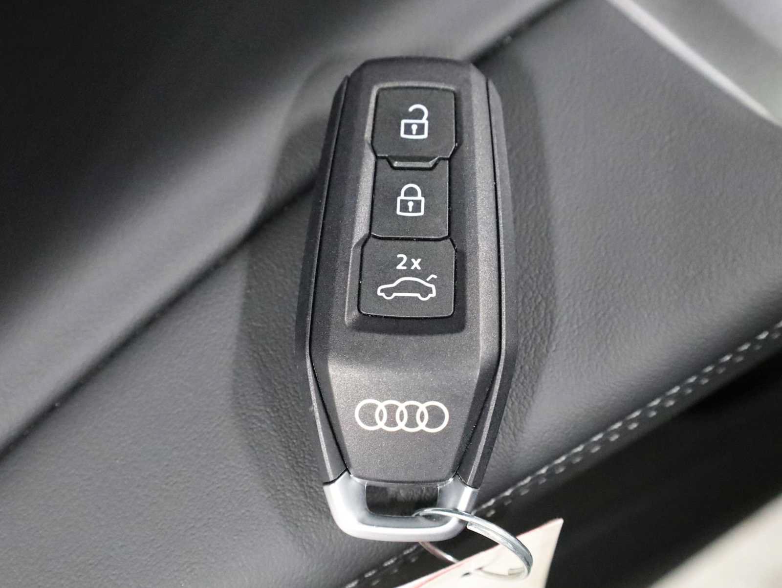 Certified 2025 Audi Q5 Premium AWD/4WD image 41