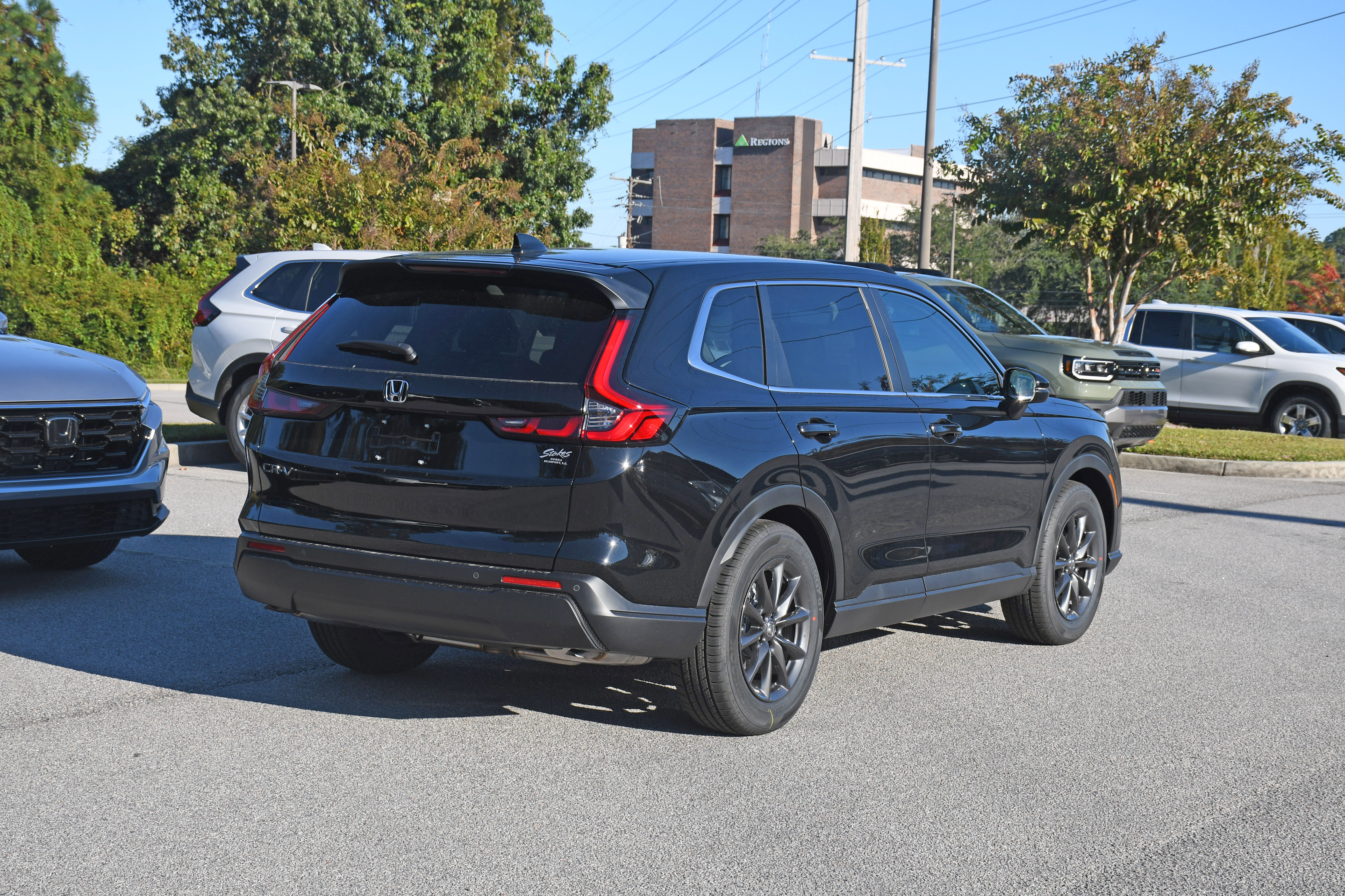 Used 2026 Honda CR-V EX-L image 2