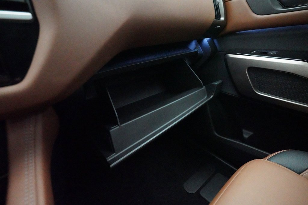 Certified 2024 Nissan Pathfinder Platinum w/ Cargo Package image 30