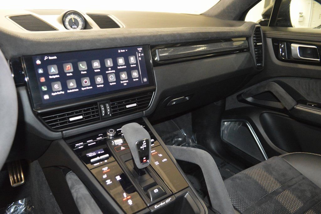 Certified 2023 Porsche Cayenne Turbo GT image 25