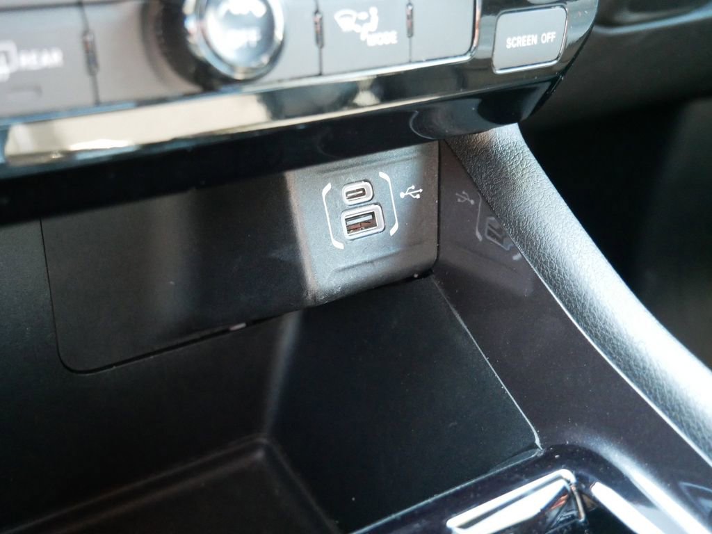 Used 2025 Jeep Compass Latitude AWD/4WD image 27