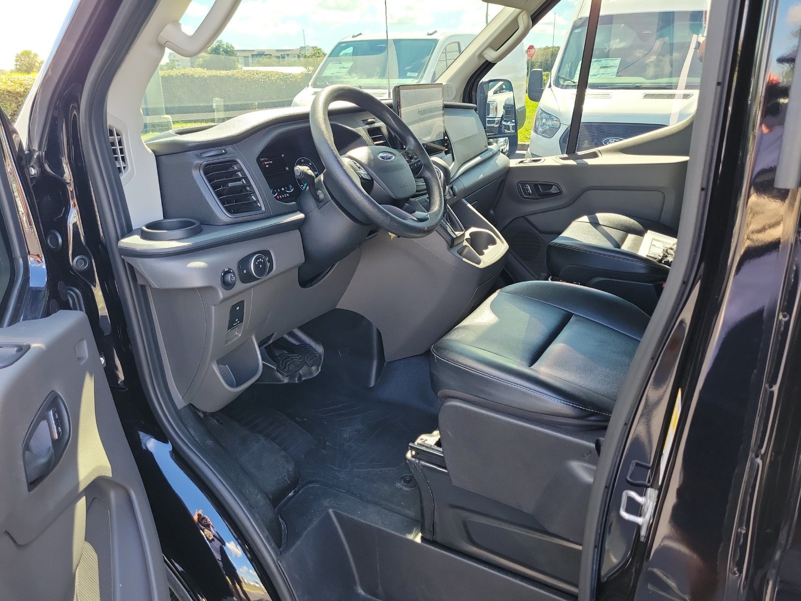 Certified 2024 Ford Transit 250 148 Medium Roof Extended AWD image 13