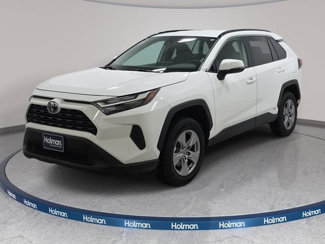 Certified 2025 Toyota RAV4 XLE AWD/4WD image 1