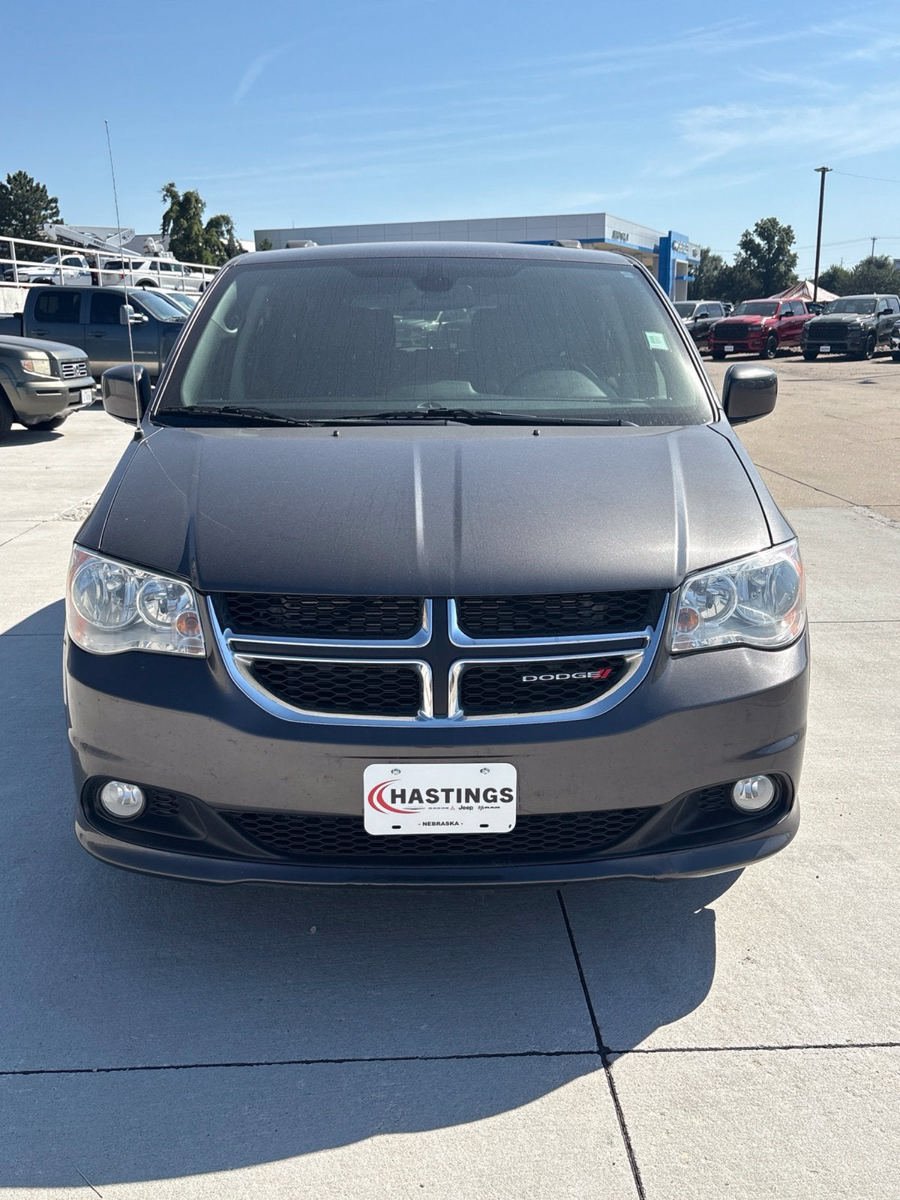 Used 2019 Dodge Grand Caravan SXT FWD image 8