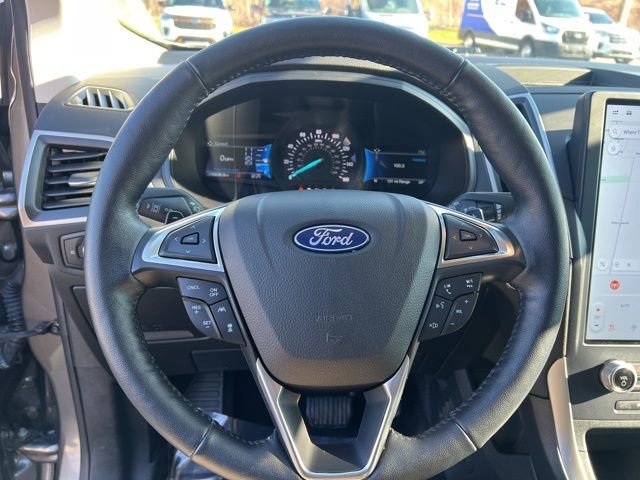 Used 2023 Ford Edge SEL w/ Convenience Package image 27