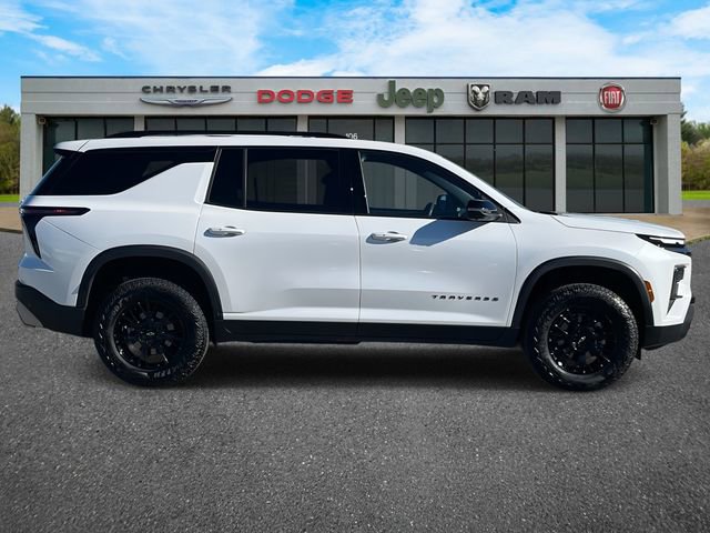 Used 2025 Chevrolet Traverse Z71 w/ Driver Confidence Package image 31