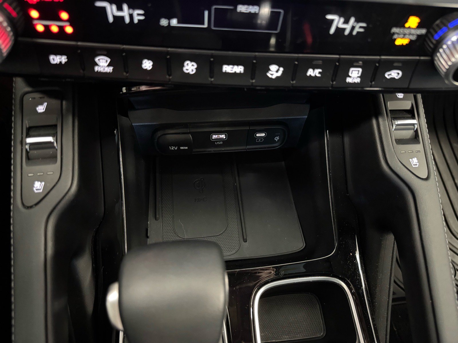 Used 2025 Kia Telluride SX Prestige X-Pro AWD/4WD image 24