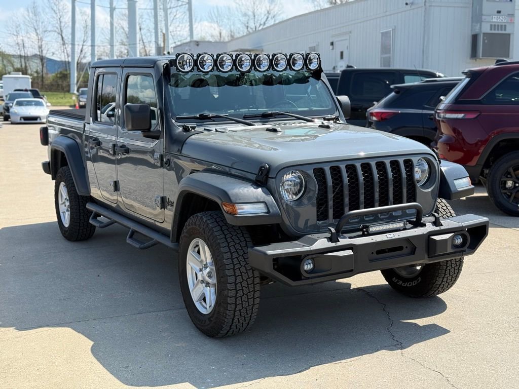 Used 2020 Jeep Gladiator Sport w/ Quick Order Package 24S image 4
