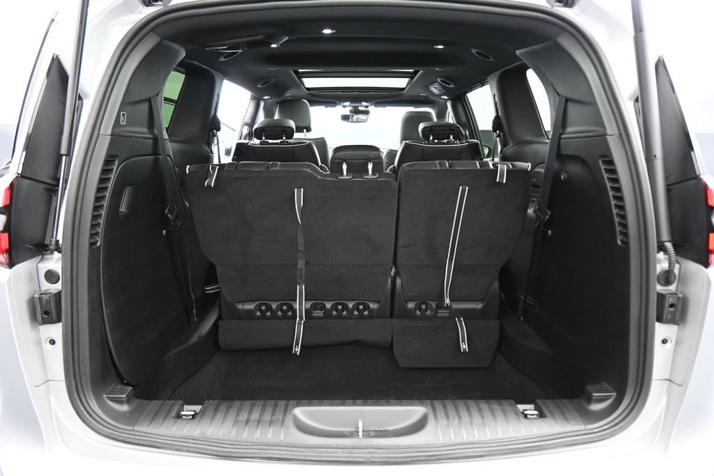 Used 2026 Chrysler Pacifica Limited FWD image 28