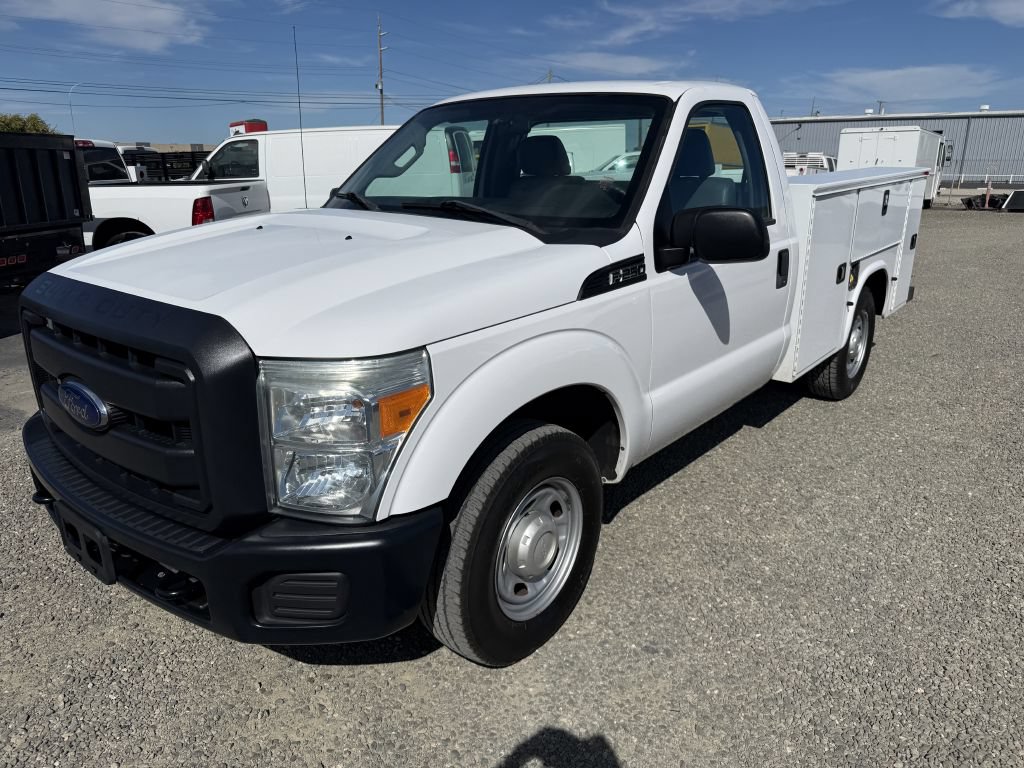 Used 2016 Ford F250 XL RWD image 2