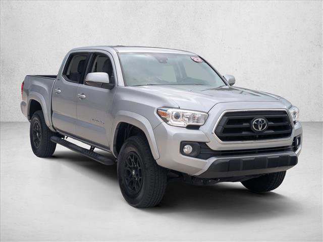 Used 2022 Toyota Tacoma SR5 w/ Technology Package RWD image 3