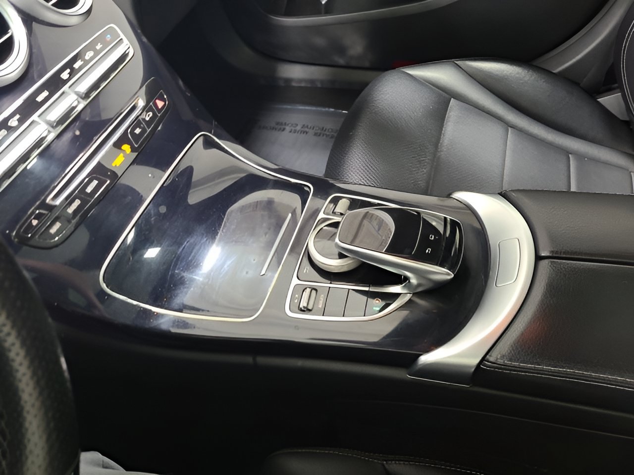 Used 2015 Mercedes-Benz C 300 4MATIC Sedan image 30
