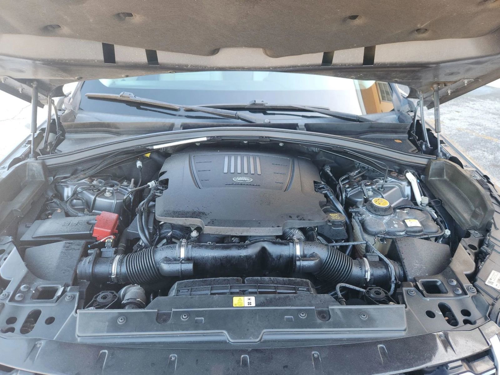 Used 2018 Land Rover Range Rover Velar S AWD/4WD image 11