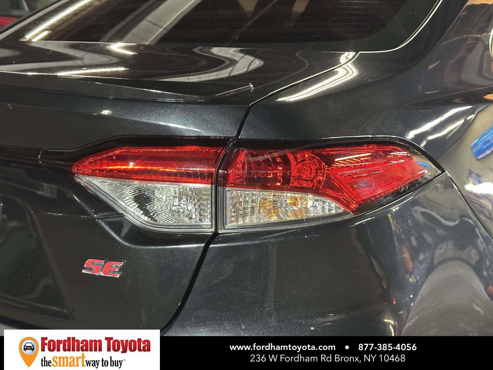 Certified 2022 Toyota Corolla SE FWD image 11