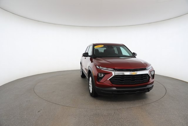 Used 2025 Chevrolet TrailBlazer LS w/ LS Convenience Package image 29