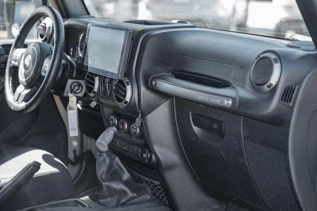 Used 2016 Jeep Wrangler Sport w/ Quick Order Package 23S AWD/4WD image 19