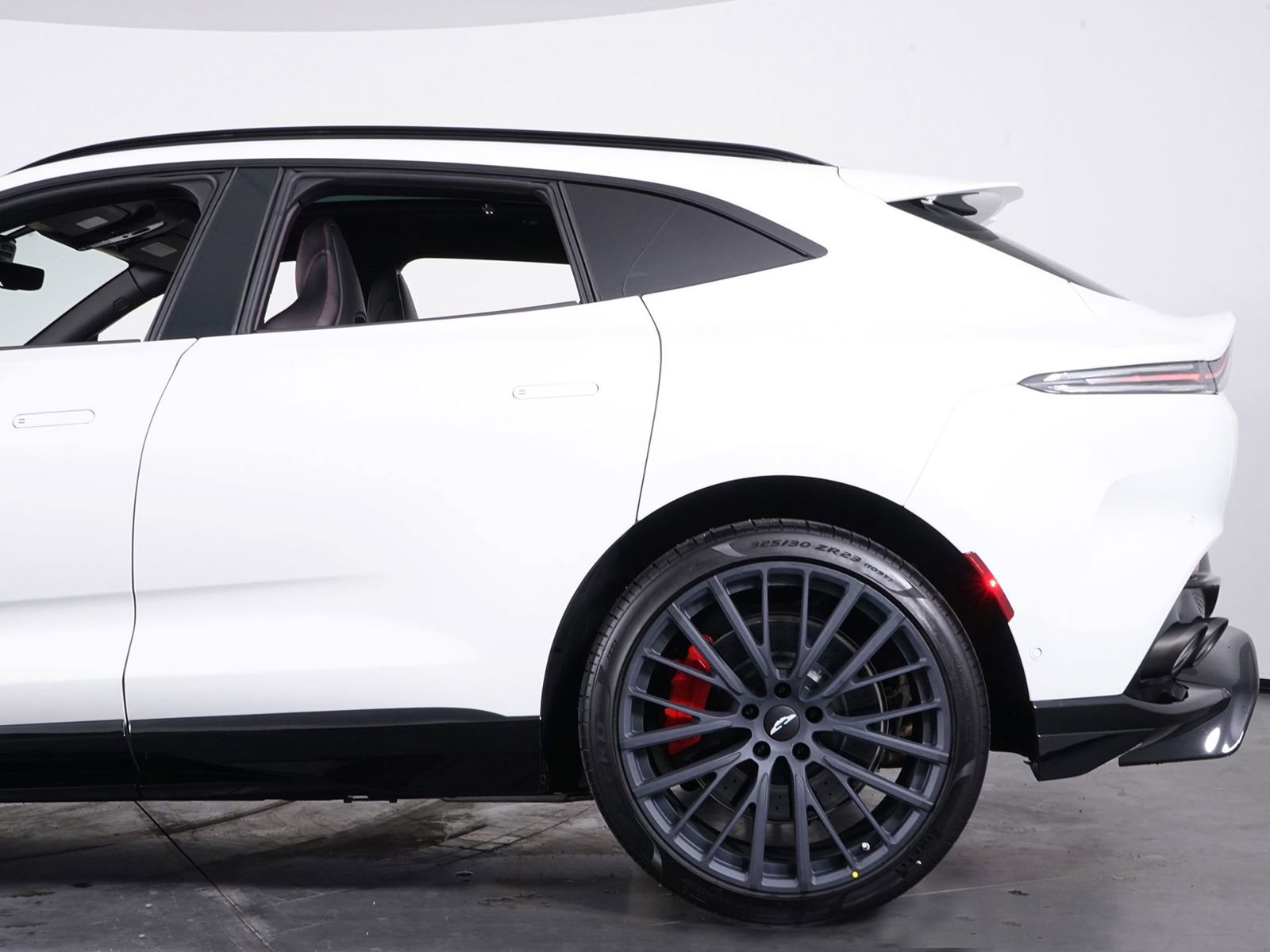 New 2026 Aston Martin DBX 707 AWD/4WD image 10