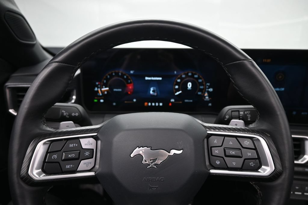 Used 2025 Ford Mustang GT Premium RWD image 13