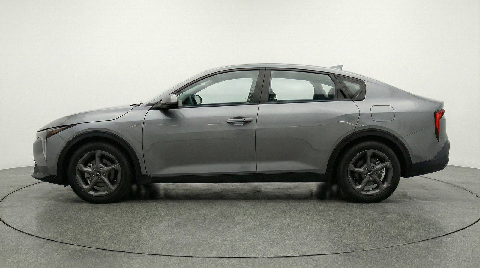 Used 2025 Kia K4 FWD image 5